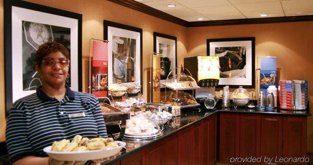 Hampton Inn Philadelphia/Willow Grove Restaurace fotografie